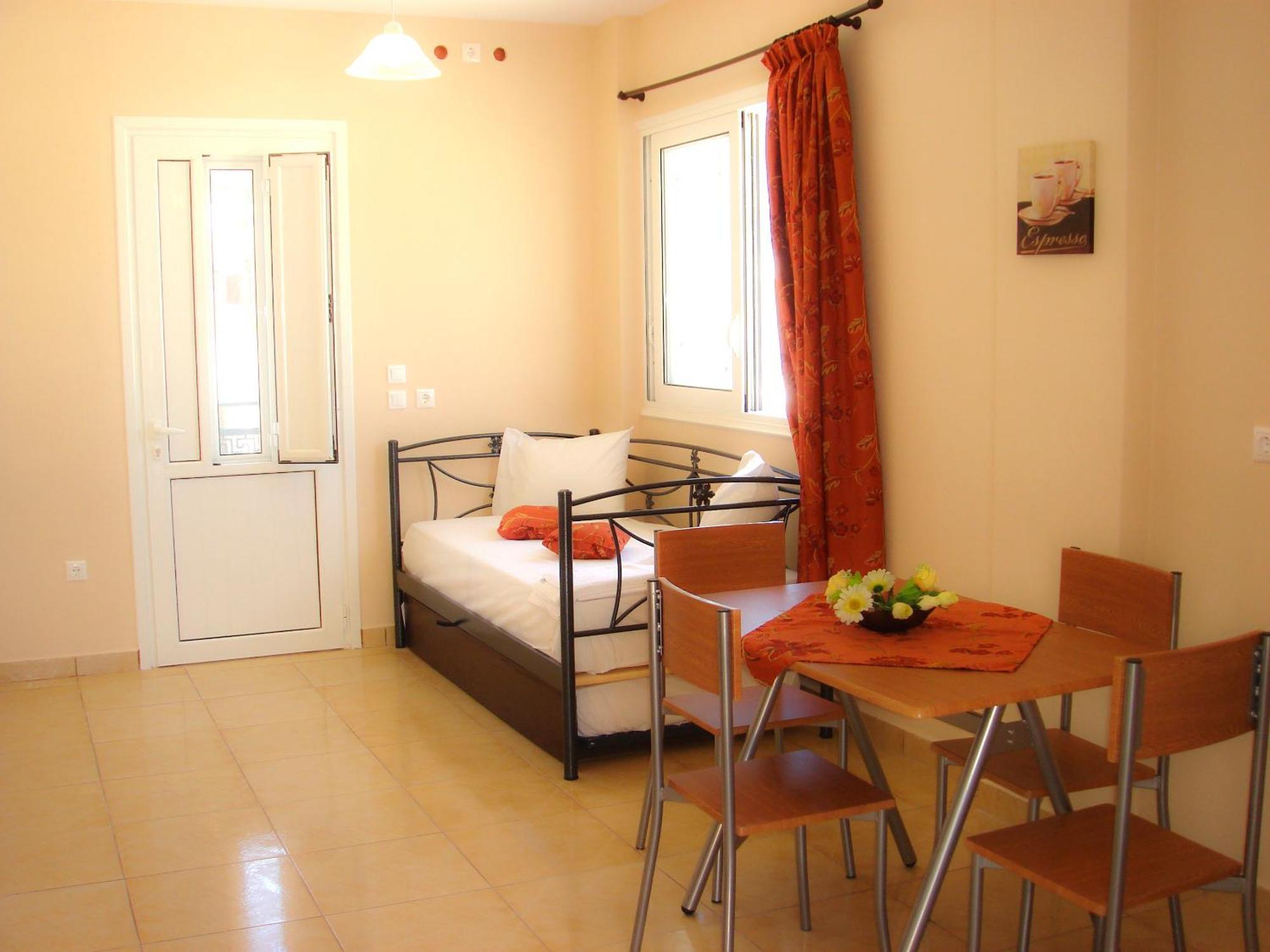 Dorana Apartments&Trekking Hotel Diafánion Buitenkant foto
