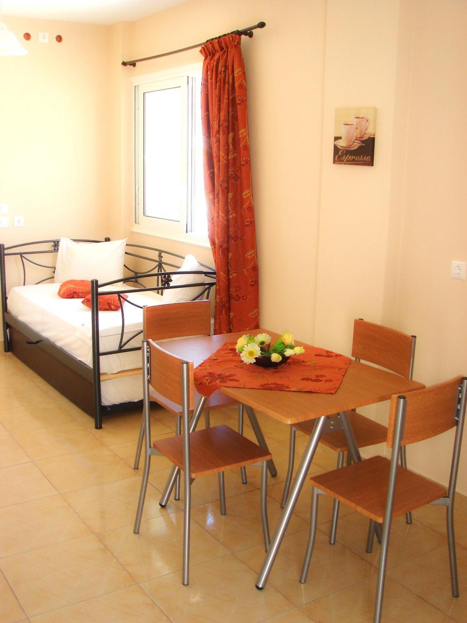 Dorana Apartments&Trekking Hotel Diafánion Buitenkant foto