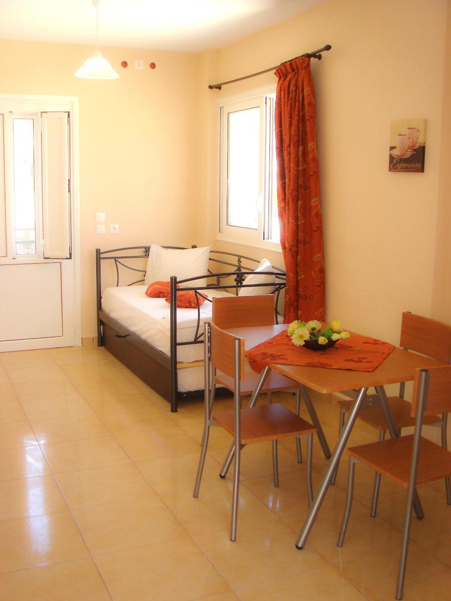 Dorana Apartments&Trekking Hotel Diafánion Buitenkant foto