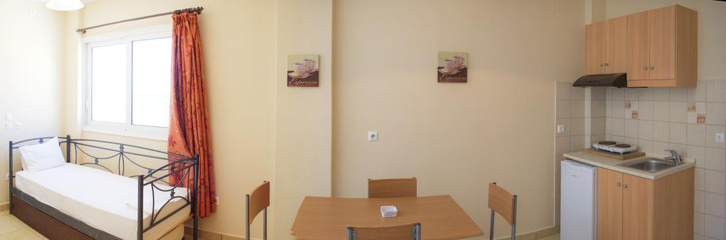 Dorana Apartments&Trekking Hotel Diafánion Buitenkant foto